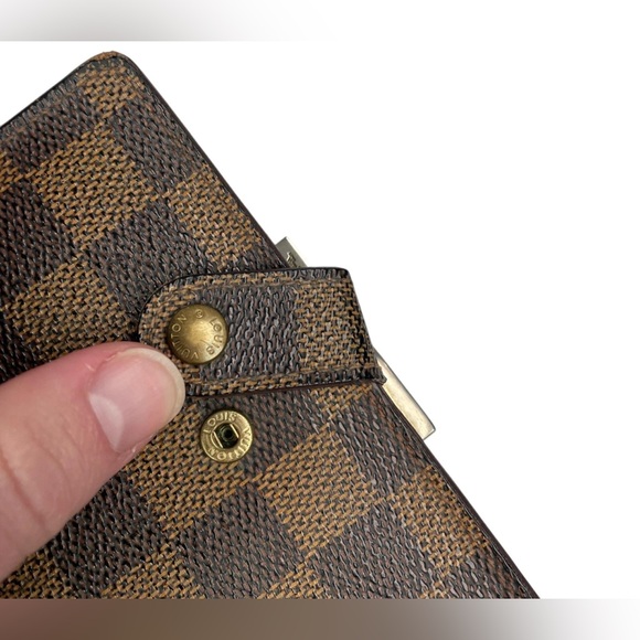 Louis Vuitton Damier Ebene Porte Tresor Kiss-Lock Bi-Fold Wallet - Picture 6 of 7